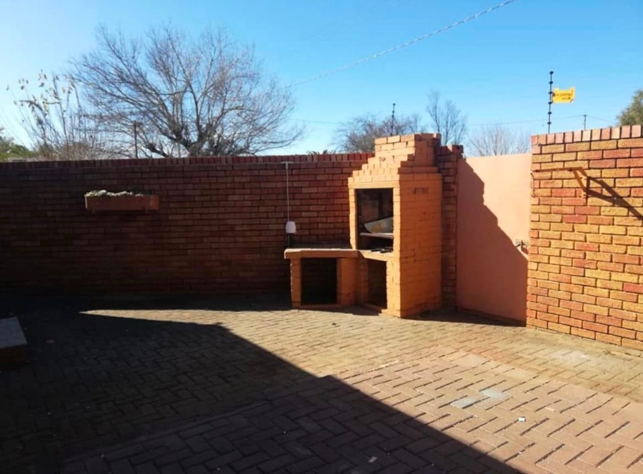 To Let 2 Bedroom Property for Rent in Navalsig Free State